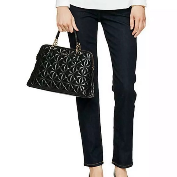 Kate Spade Black Quilted crossbody - Picture 4 of 15